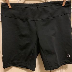 Bundle of 5 biking and running shorts(with lining)